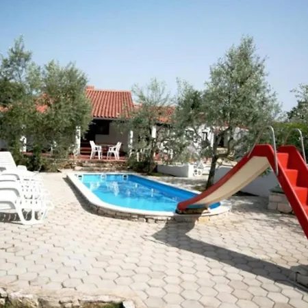 Splendid With Swimming Pool Apartamento Poreč